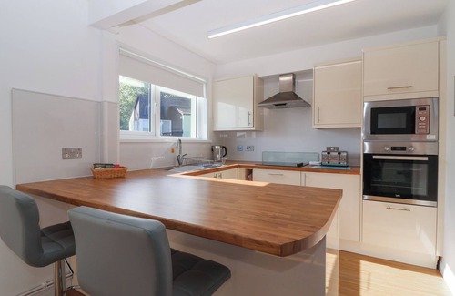 Ebford Cottage | PEBBLE & PINE AT HARCOMBE HOUSE, family friendly in Chudleigh