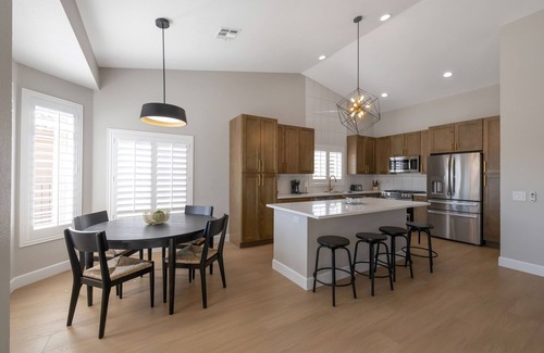 Pebblecreek House | Pebblecreek 55+ Resort community. Virtually brand-new home with heated pool!