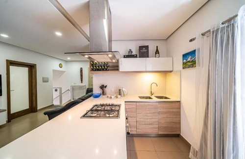 Marsalforn Apartment | Pebbles Apartment with Sea View from Balcony