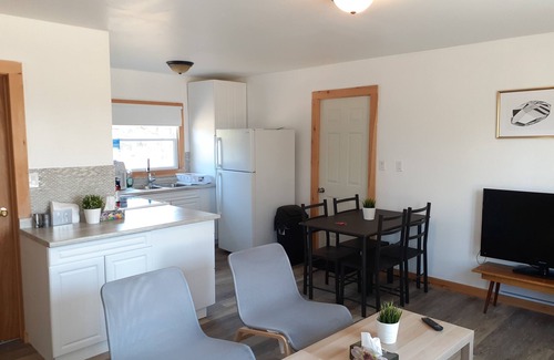 Milford Cottage | Pebbles Beach Resort - Eagle - 20 Guest Package (5 cottages)