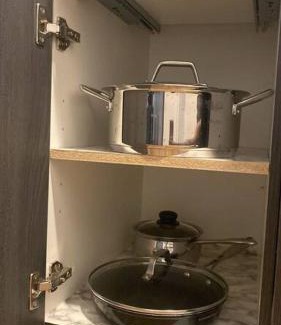 Edmonton House | Pebbles' Cozy 2Bed Basement Suite - near Downtown