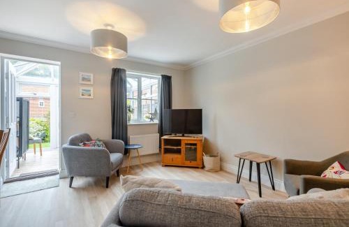 Overstrand House | Pebbles