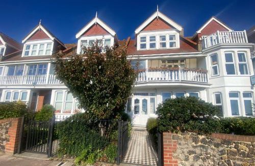 Southend-on-Sea Bed & Breakfast | Pebbles Guest House