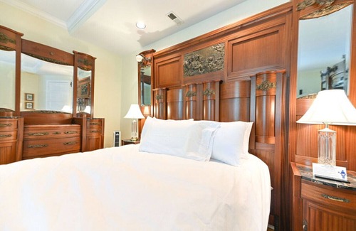 Edenton Bed & Breakfast | Pecan Room - Granville Queen Inn, Downtown Historic Edenton