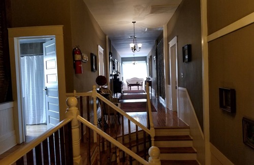 Easley Bed & Breakfast | Pecan Terrace Inn