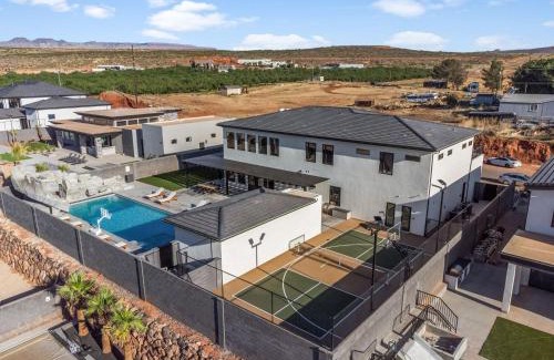 Hurricane House | Pecan Valley Oasis - Lux Pool, Sauna and Theater