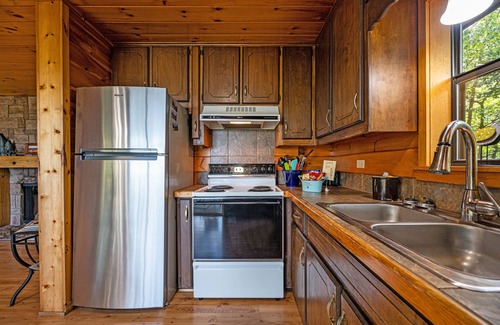 Smithville Cabin | Peckerwood Knob Sunset Cabin; Mountaintop seclusion in SE Oklahoma; Great View