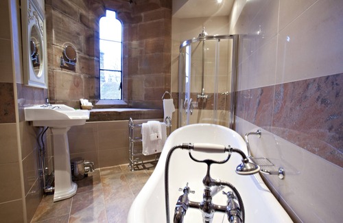 Tarporley Hotel | Peckforton Castle