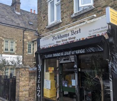 Southwark Apartment | Peckhamsbest Suite