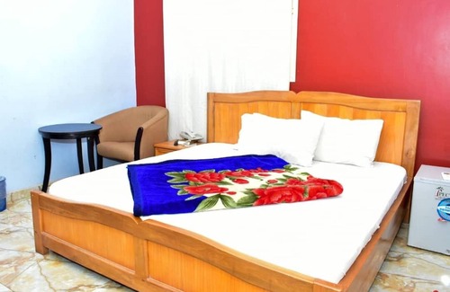 Ogbomosho House | Pectoria Guesthouse