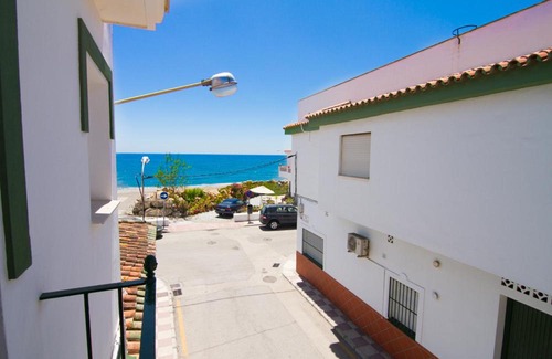 Caleta de Velez Apartment | Pedersen Apartment Playa
