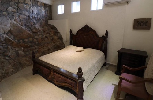 Centro Villa | Pedregal gated comunity private beach, awsome views 3 blocks from marina 10pax