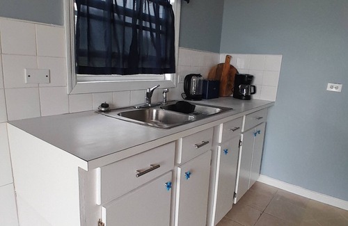 Cartwright Cottage | Pedrini Cottages - Newly renovated with AC and WiFi in beautiful Long Island.
