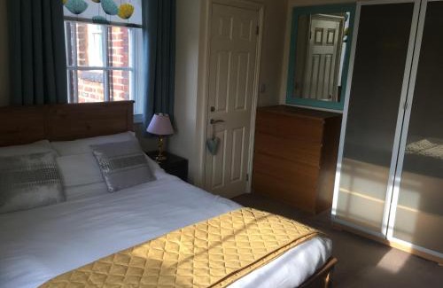 Burton on Trent Apartment | Peel House Apartments - Contractor Friendly