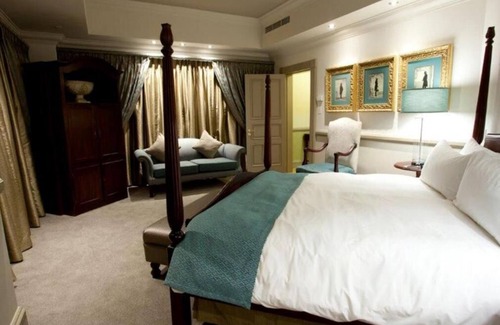 Secunda Hotel | Peermont Walmont at Graceland, Secunda