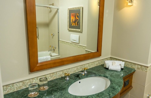 Secunda Hotel | Peermont Walmont at Graceland, Secunda