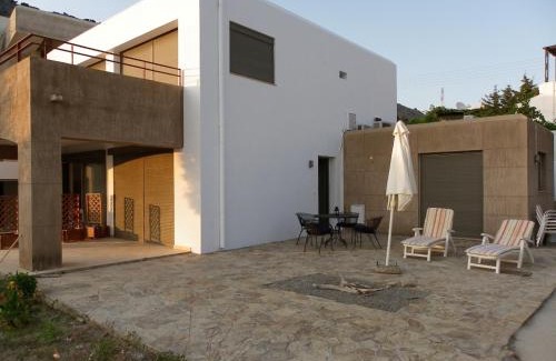 Pefkos Villa | Pefkos Beachfront Villa