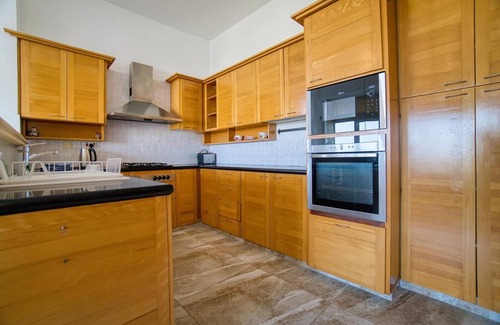Peyia Town Villa | Pegia View Villa 5 - Five Bedroom Villa, Sleeps 10