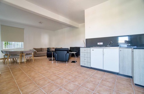 Peyia Town Villa | Pegia View Villa 5 - Five Bedroom Villa, Sleeps 10