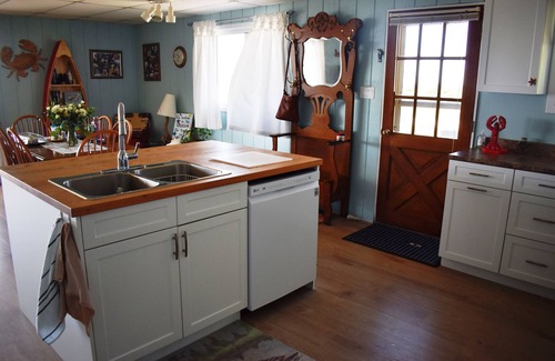 Canoe Cove Cottage | PEI oceanfront cottage within 25 minutes of Charlottetown and golfing