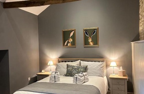 Limpley Stoke House | Peipards Barn