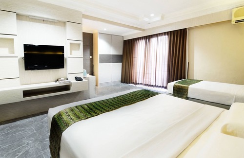 Tanjung Pinang Hotel | Pelangi Hotel & Resort