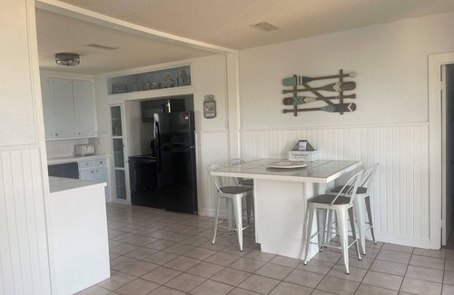 Silver House | Pelican Bay lake champion Colorado City, Texas