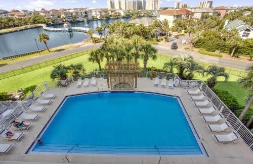 Destin Apartment | Pelican Beach Paradise!