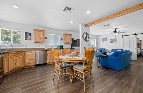 Rockport House | Pelican Cove - Canal Home Located in Copano Ridge