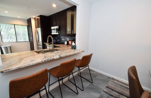 Vamo Condo | Pelican Cove Condominium GR233