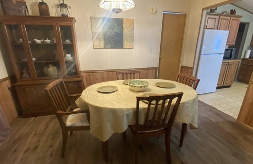 Okeechobee House | Pelican Cove Fishing / Vacation Rental with Private Boat Dock