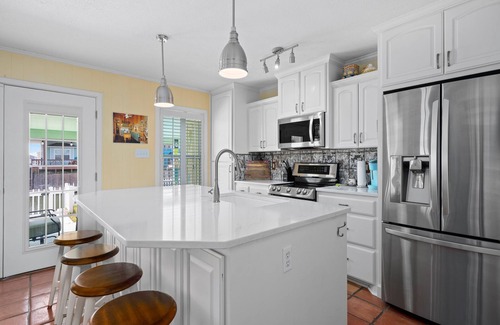 Palm Harbor House | Pelican Cove | Pet Friendly, Canal Front + Dock!