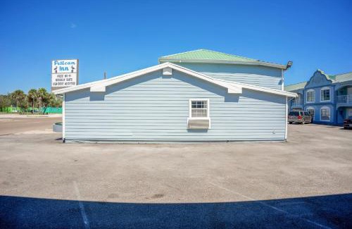 Aransas Pass Hotel | Pelican Inn by Belvilla Aransas Pass, TX