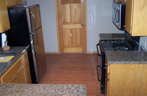 Breezy Point House | Pelican Lake - Breezy Point Townhouse