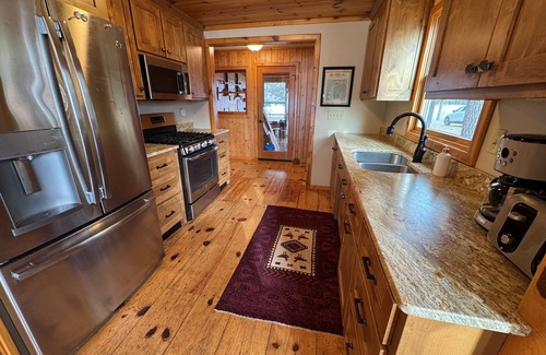 Nisswa Cabin | Pelican Lake, Nisswa Minnesota - Excellent Sand Beach - Sunsets & Sunrises