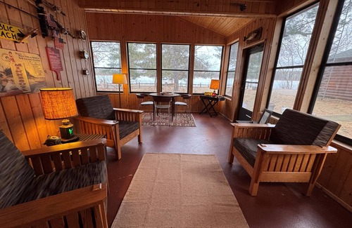 Nisswa Cabin | Pelican Lake, Nisswa Minnesota - Excellent Sand Beach - Sunsets & Sunrises