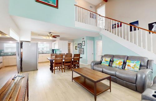 Rockport House | Pelican Life