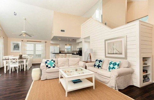 Spanish Grant House | Pelican Point 1- BEACHFRONT 4BR/2BA Sleeps 12, 2 Masters