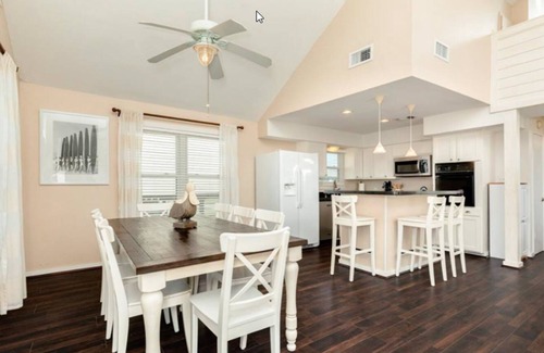 Spanish Grant House | Pelican Point 1- BEACHFRONT 4BR/2BA Sleeps 12, 2 Masters