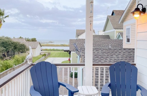 Sailhouse House | Pelican Point at Sailhouse with Pool and Pier
