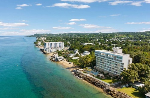 Stella Condo | Pelican Reef 507 Beachfront 2bdr apt