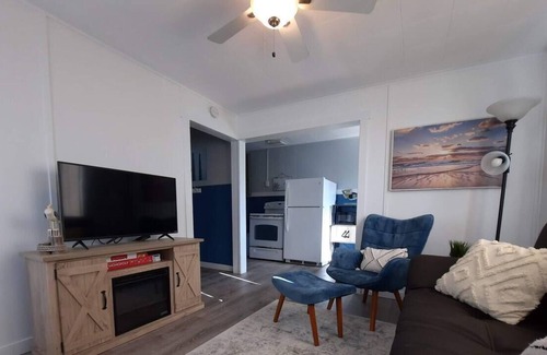 Grayland Cottage | "Pelican's Perch" 1-bedroom cottage- walk to beach