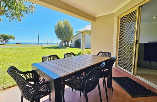 Kalbarri Villa | Pelican Shore Villa 21 - Kalbarri, WA