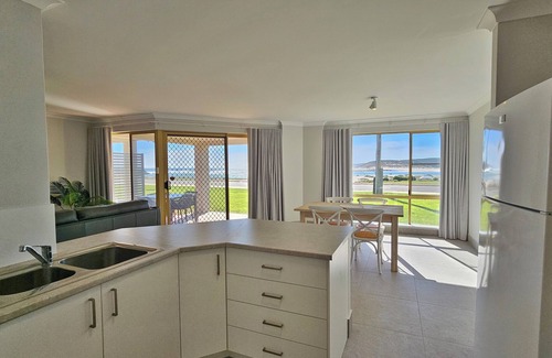 Kalbarri Villa | Pelican Shore Villa 3- Kalbarri, WA