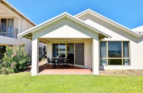 Kalbarri Villa | Pelican Shore Villa 4 - Kalbarri WA