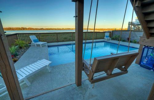 Cinnamon Shore House | Pelicans Porch by AvantStay Private Pool Views
