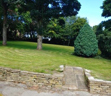 Hepworth House | Pellcroft Cottage