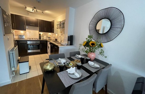Hoxton West Apartment | Peloton Organic Health Apartment in Angel, Old Street, Islington