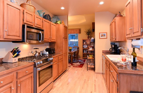 Warrior's Mark West House | Pemberley - Ski In/Out Luxurious 2 Master Suites + 2 bdrms/Nr. Pk 9