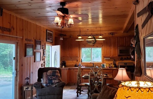 Pembine Cottage | Pembine Northwoods Cabin